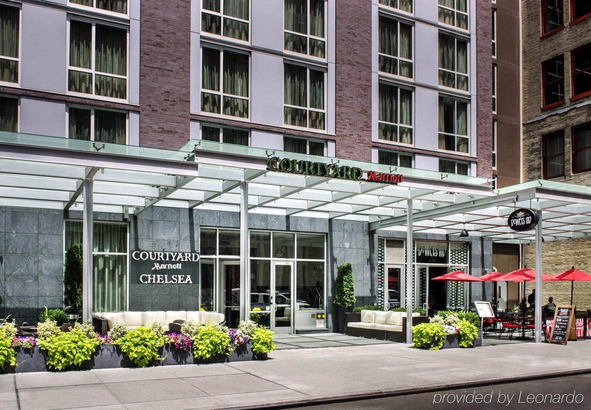Courtyard By Marriott New York Manhattan/Chelsea Bagian luar foto