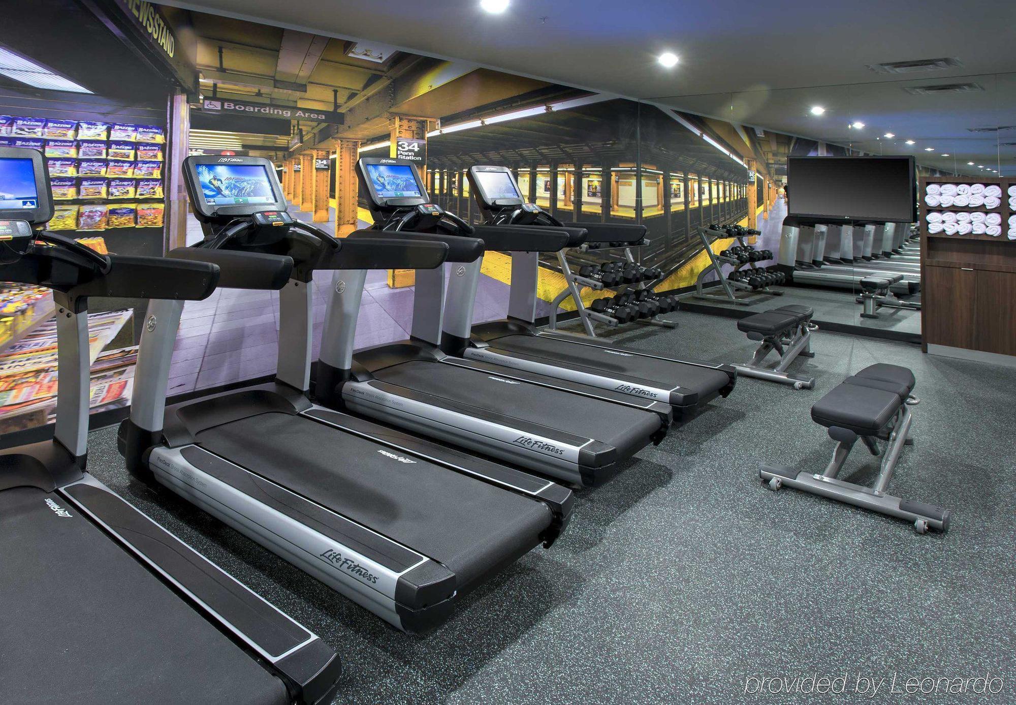 Courtyard By Marriott New York Manhattan/Chelsea Bagian luar foto