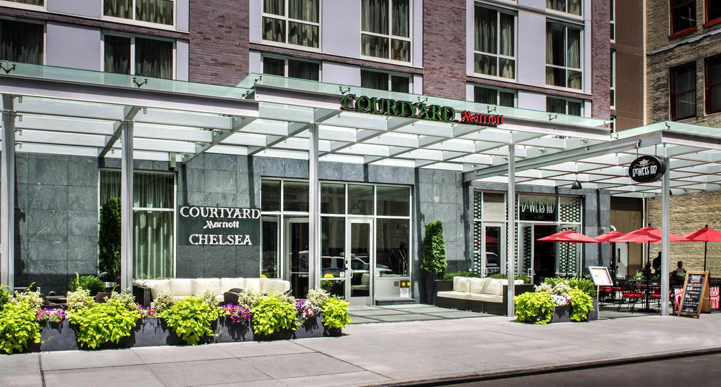 Courtyard By Marriott New York Manhattan/Chelsea Bagian luar foto