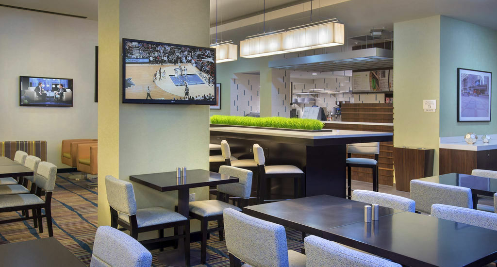 Courtyard By Marriott New York Manhattan/Chelsea Bagian luar foto