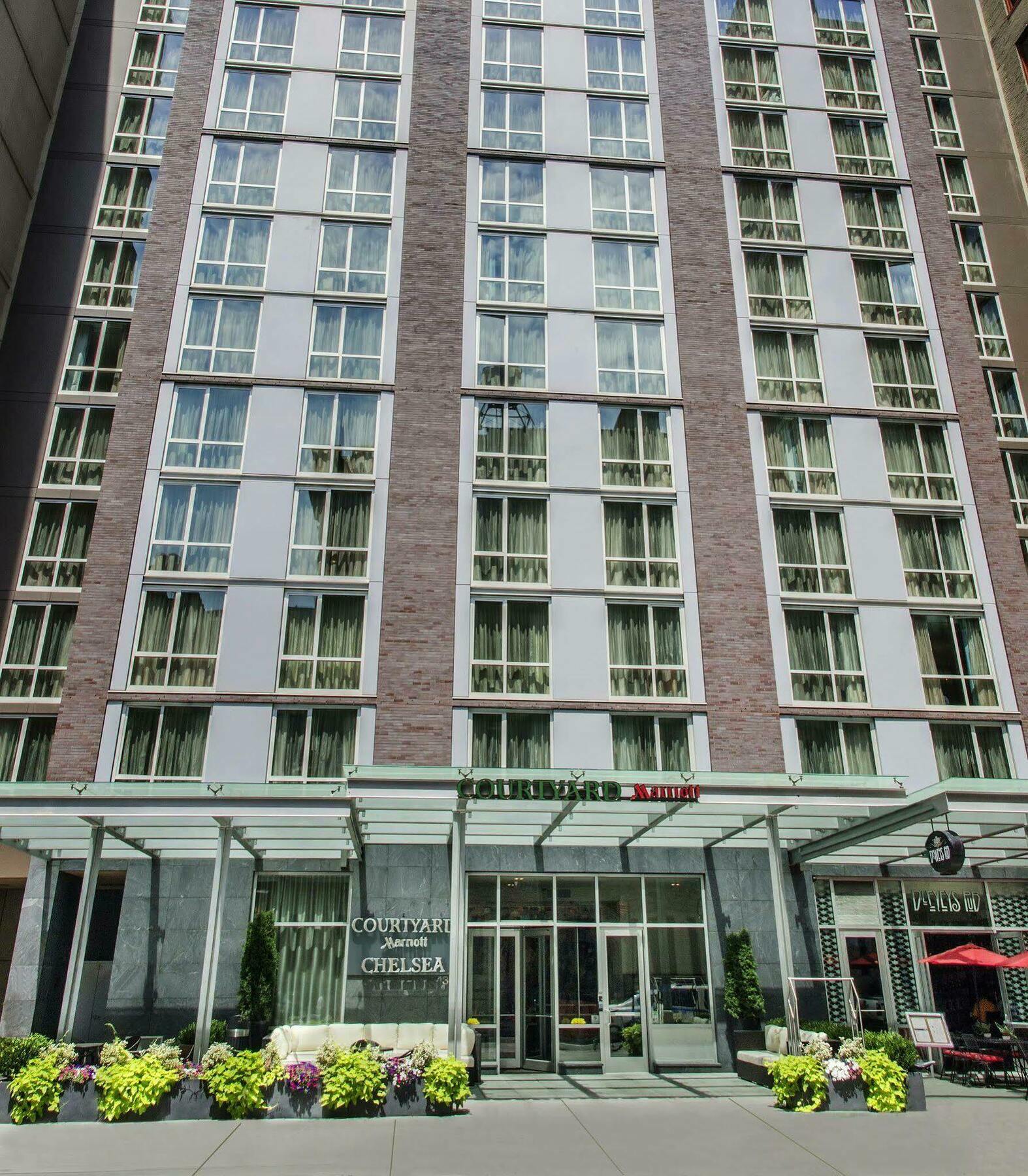 Courtyard By Marriott New York Manhattan/Chelsea Bagian luar foto