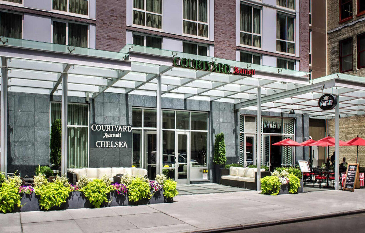 Courtyard By Marriott New York Manhattan/Chelsea Bagian luar foto
